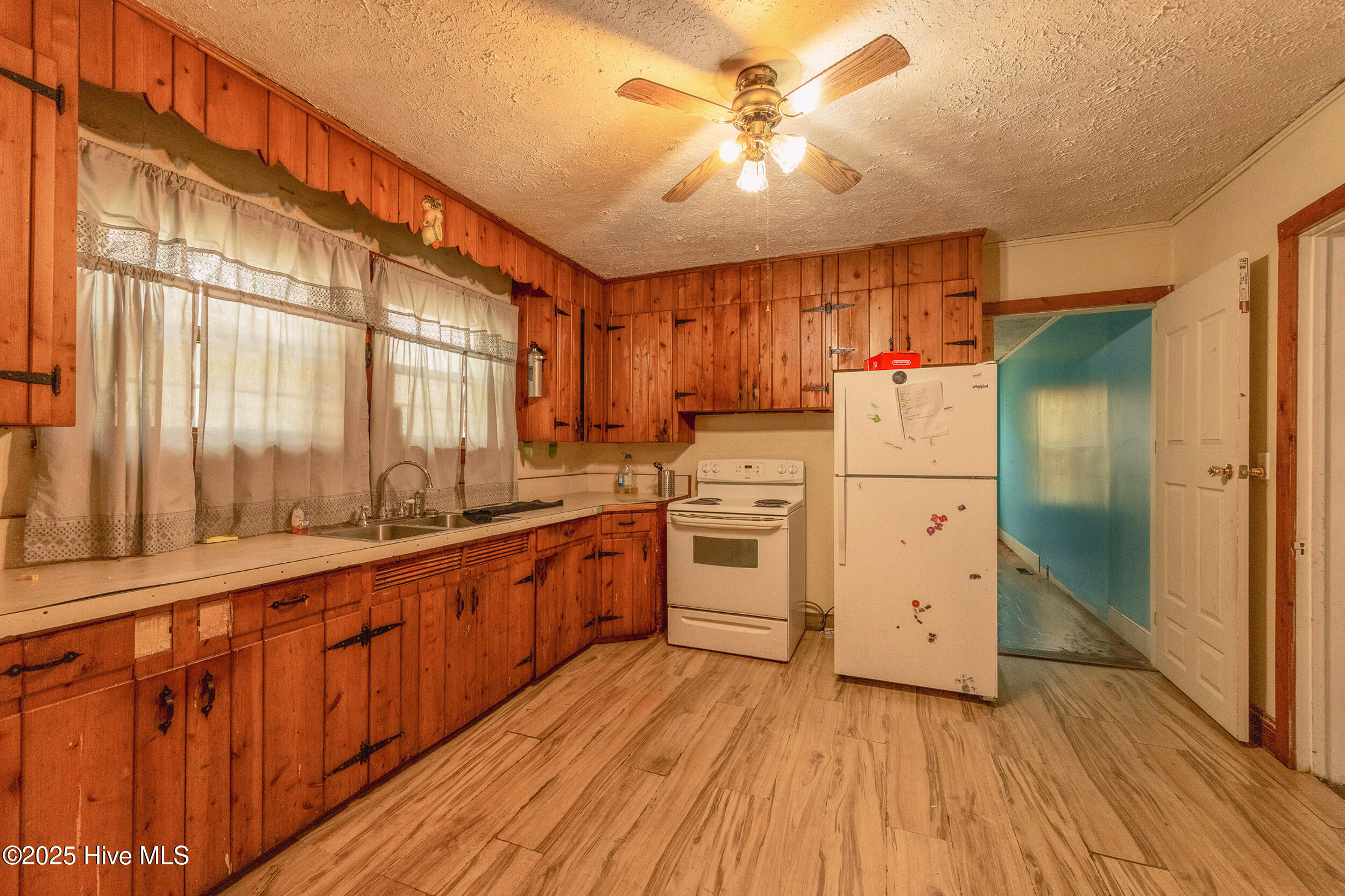 503 Spring Street Hamlet, NC 28345 - Photo 7 of 17 2DD12BCC-EEB2-4CA5-8E04-3552157D1138
