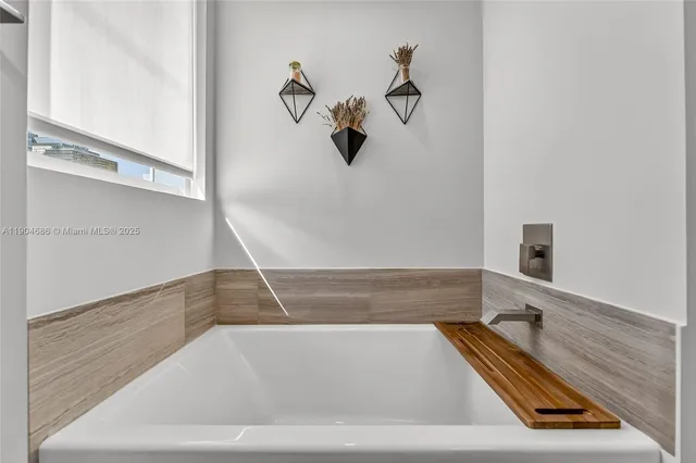 a bathroom with a tub