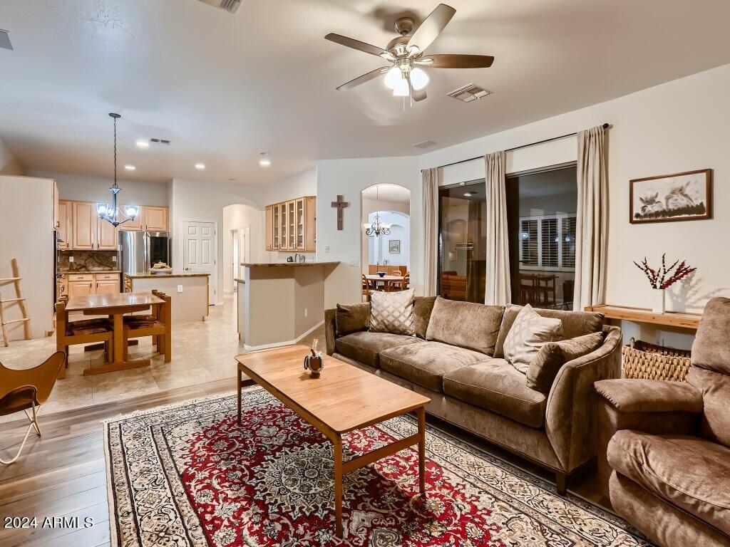 6920 West Rowel Road Peoria, AZ 85383 - Photo 13 of 27 21 Family Room