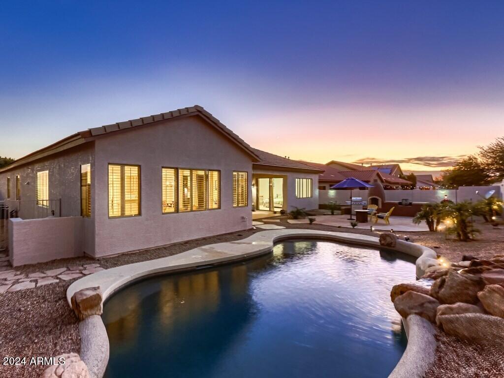 6920 West Rowel Road Peoria, AZ 85383 - Photo 27 of 27 46 Back Yard-2