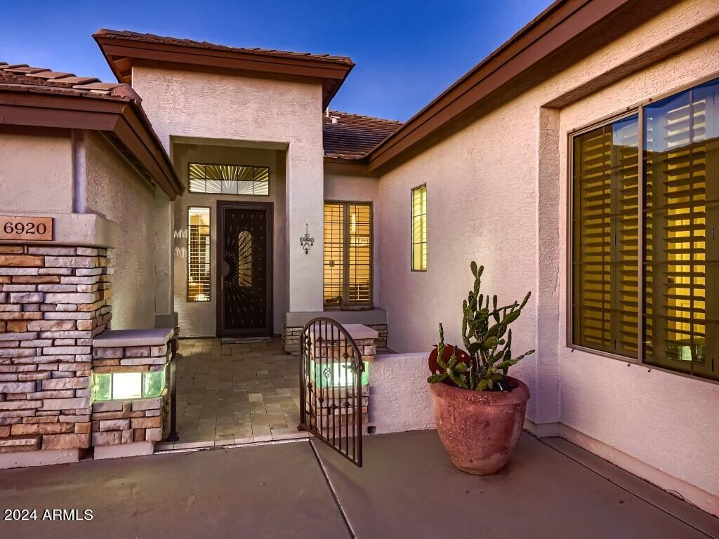 6920 West Rowel Road Peoria, AZ 85383 - Photo 3 of 27 08 Exterior Front Entry-2