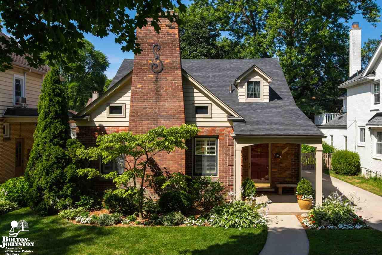 1359 Harvard Road Grosse Pointe Park, MI 48230 - Photo 1 of 31