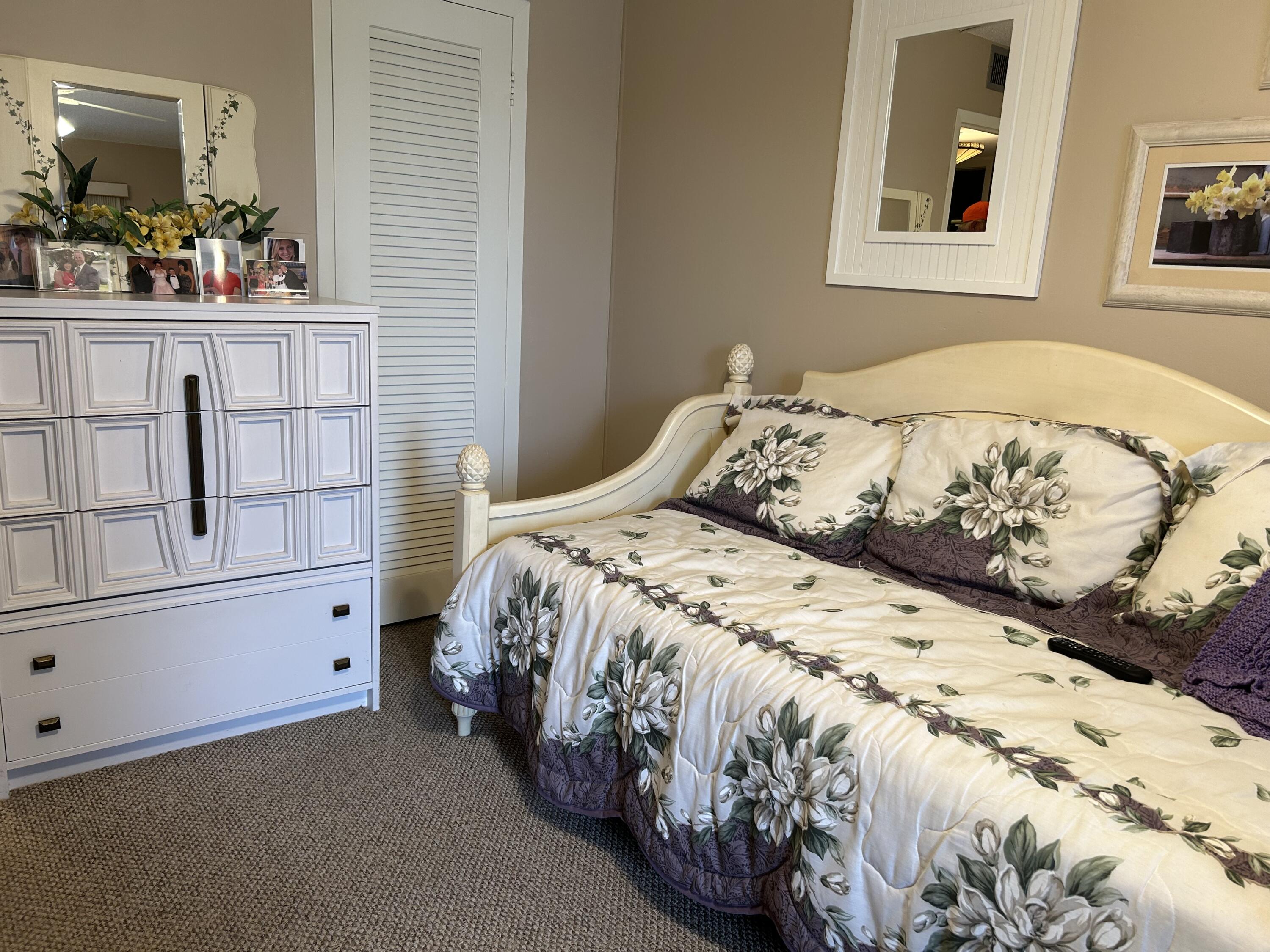 2010 Exeter, Unit 2010A Boca Raton, FL 33434 - Photo 13 of 16 2nd Bedroom