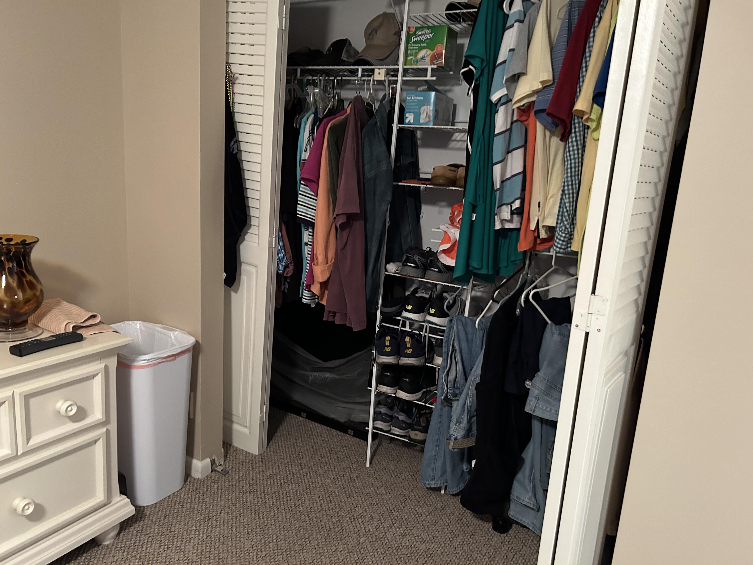 2010 Exeter, Unit 2010A Boca Raton, FL 33434 - Photo 10 of 16 Closet