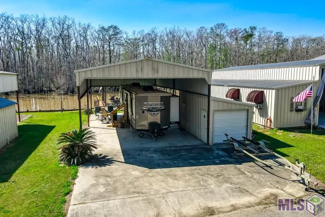 $168,900 | 23334 Chene Blanc Lane, Maurepas, LA 70449