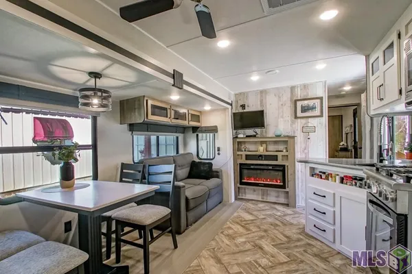 $168,900 | 23334 Chene Blanc Lane, Maurepas, LA 70449