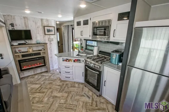 $168,900 | 23334 Chene Blanc Lane, Maurepas, LA 70449