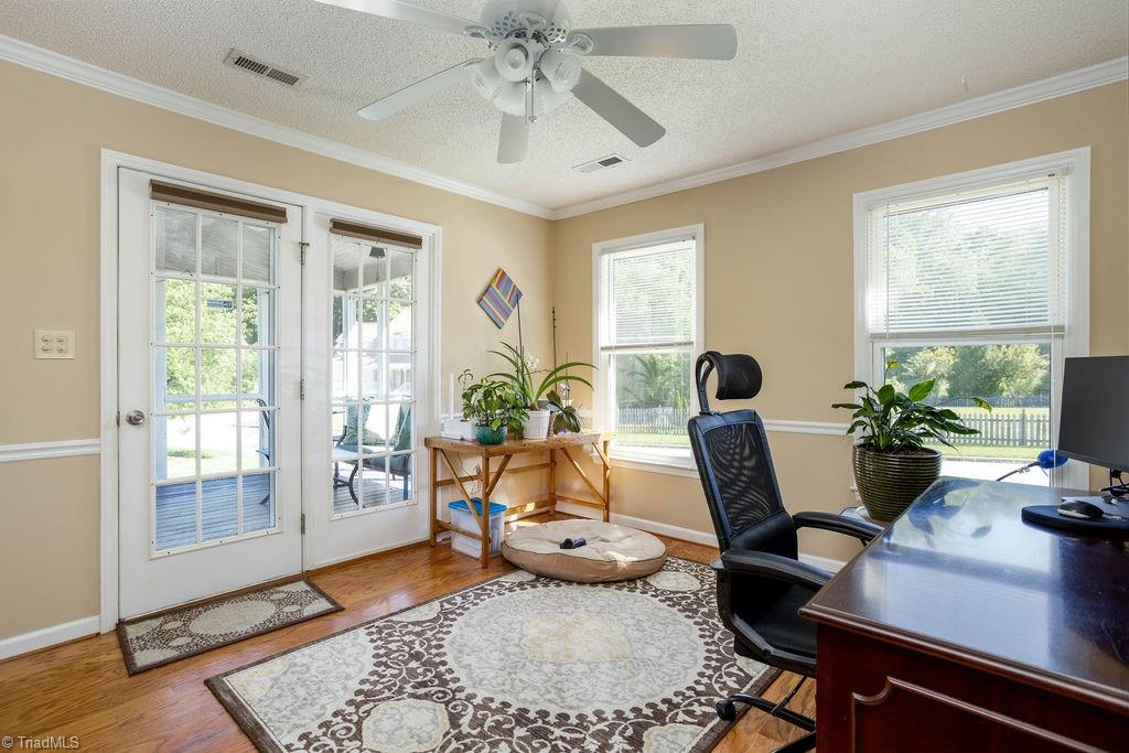 3303 Timberwolf Avenue High Point, NC 27265 - Photo 17 of 34 Gallery Image 17