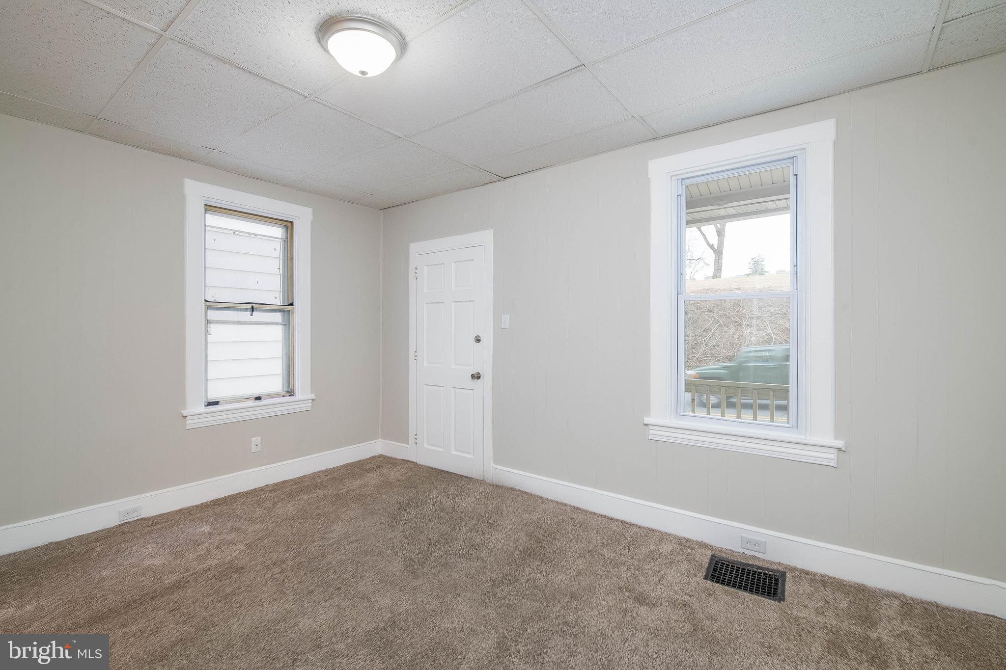 2230 Kutztown Road Reading, PA 19605 - Photo 2 of 25 Gallery Image 2