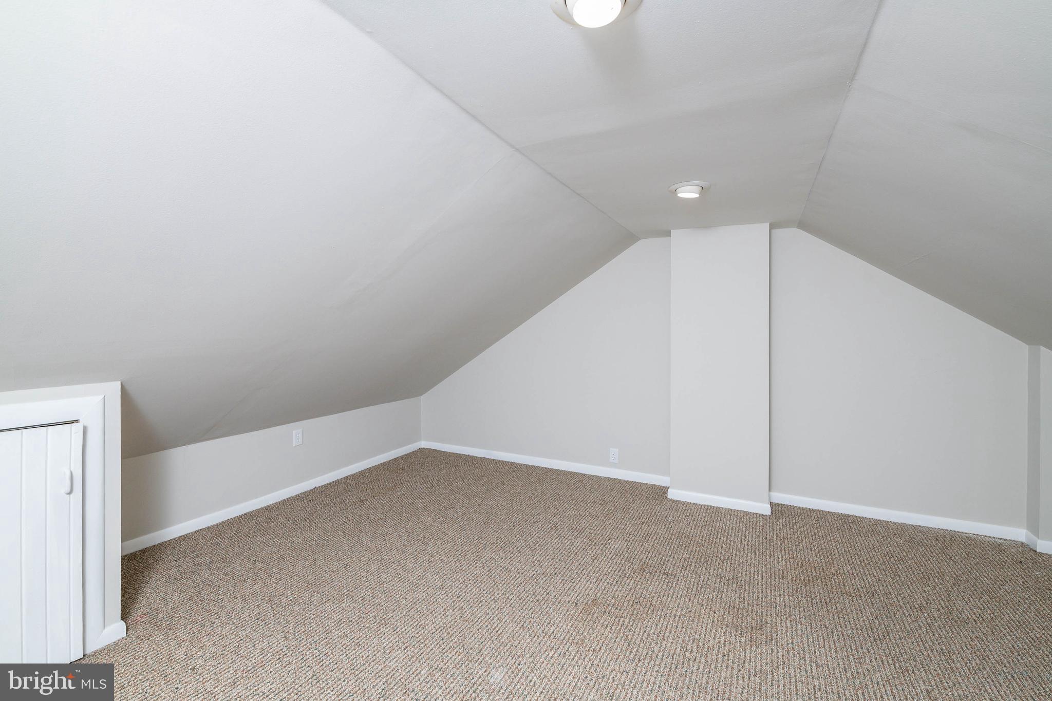 2230 Kutztown Road Reading, PA 19605 - Photo 15 of 25 Gallery Image 15