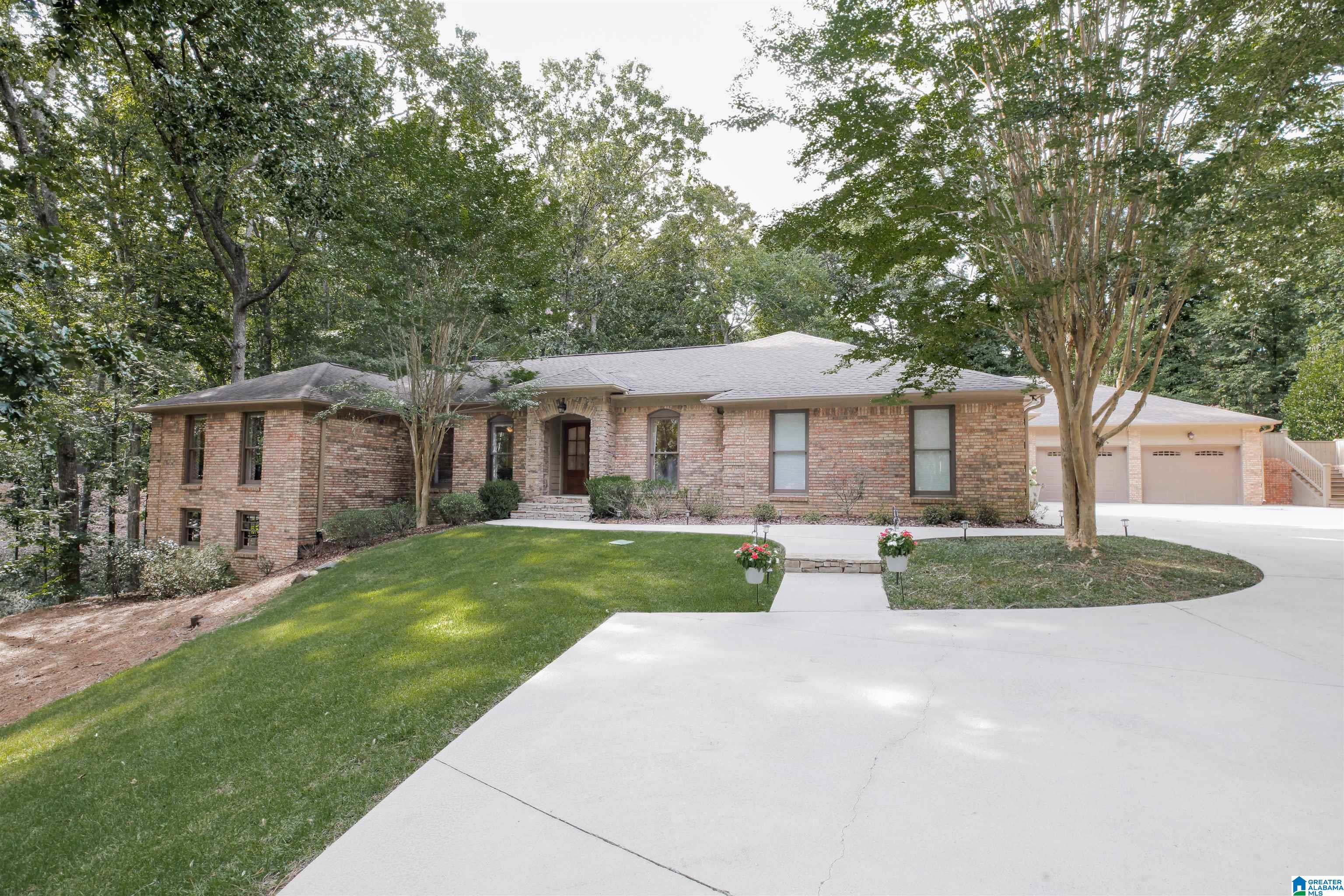 129 Willow Ridge Lane Pelham, AL 35124 - Photo 1 of 43