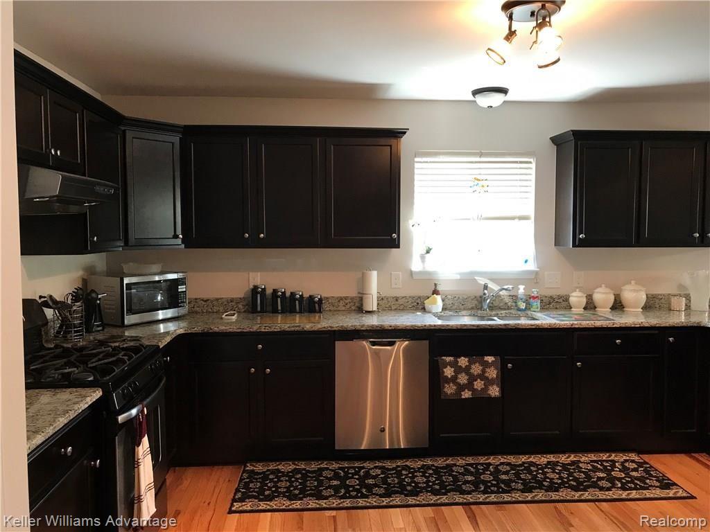 20557 Gill Road Livonia, MI 48152 - Photo 13 of 33 IMG_2249.JPG