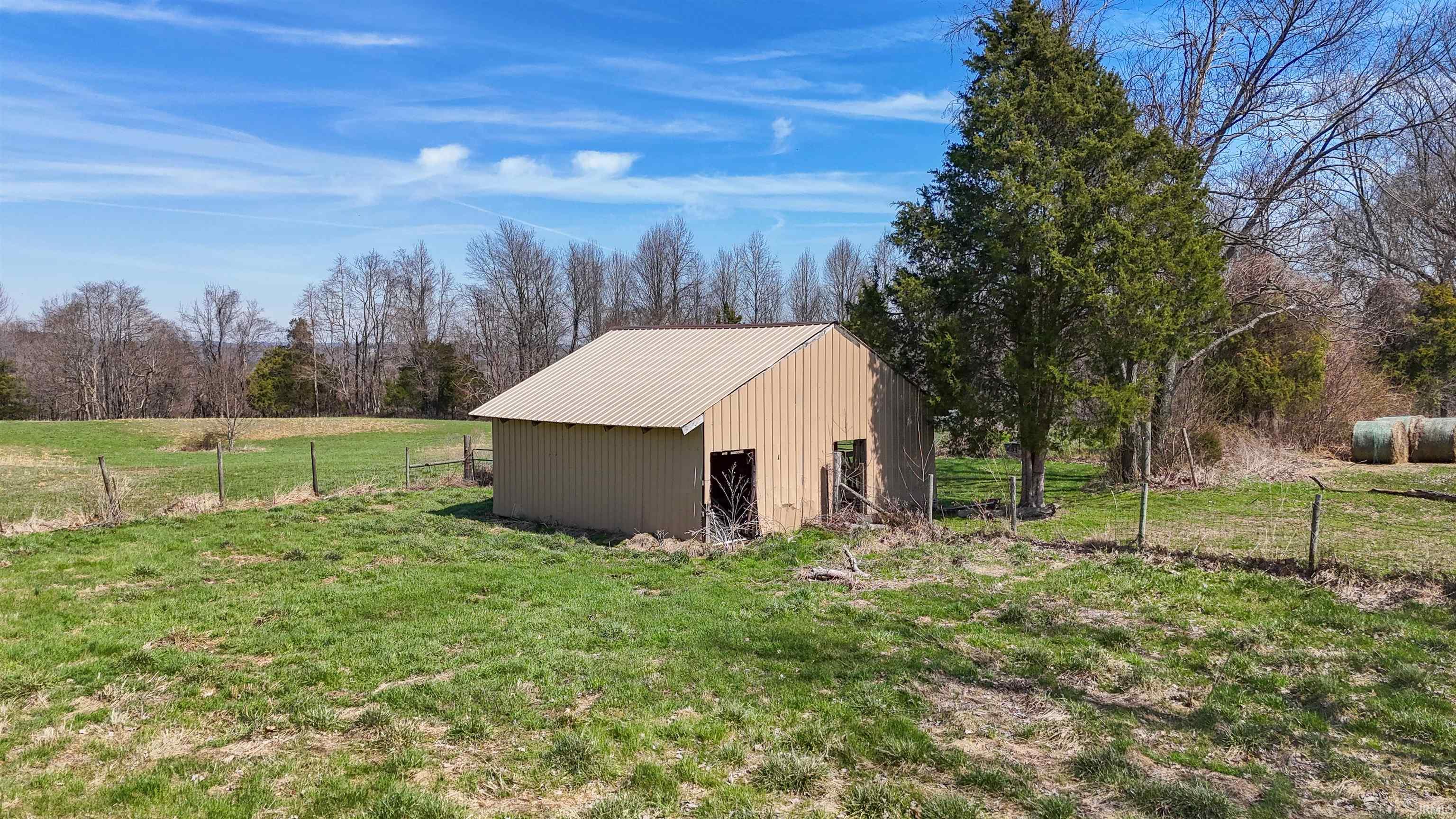 728 Sandstone Road Williams, IN 47470 - Photo 12 of 42 Gallery Image 12