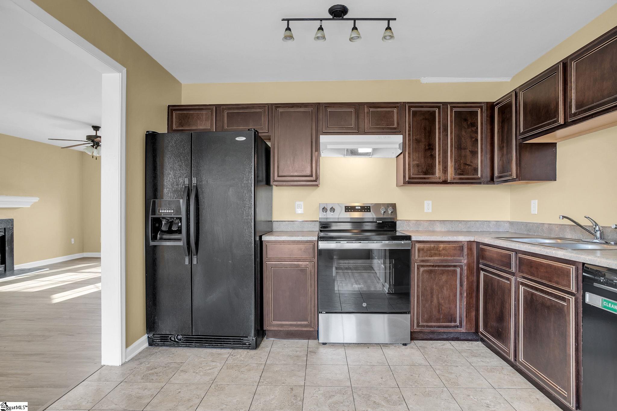 56 Hayfield Lane Greer, SC 29650 - Photo 11 of 34