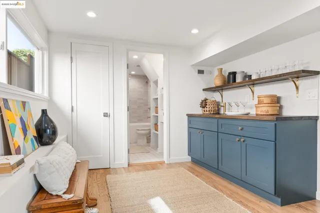 $1,048,000 | 6735 Cutting Boulevard, El Cerrito, CA 94530