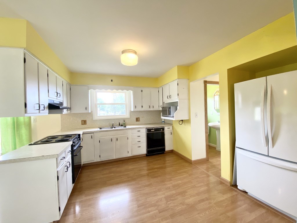 8040 East Pickard Road Mount Pleasant, MI 48858 - Photo 8 of 21 1879421-7.JPG