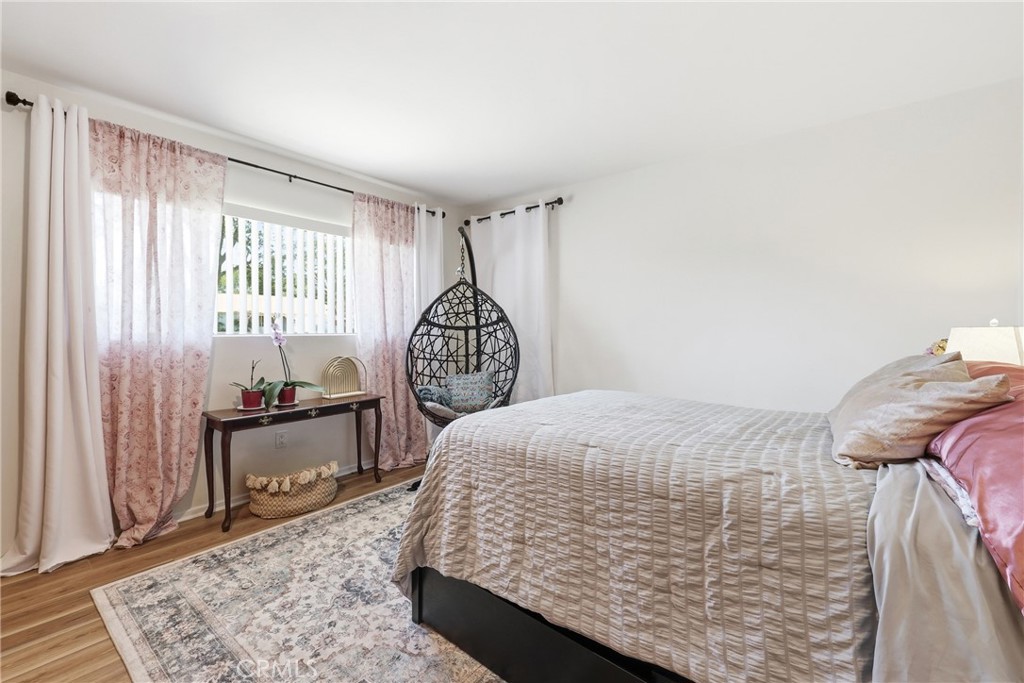 933 North Pine Avenue Rialto, CA 92376 - Photo 33 of 40