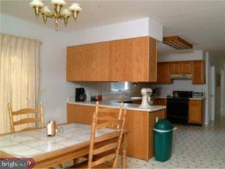 183 Thompson Bridge Road Jackson, NJ 08527 - Photo 2 of 5