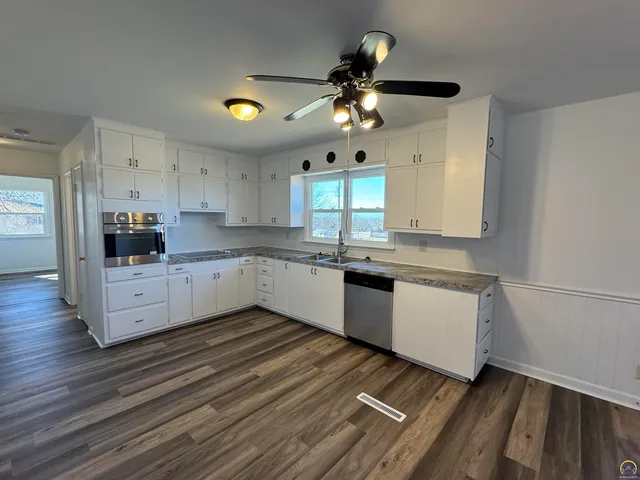 $275,000 | 151 North 5th Street, New Strawn, KS 66839