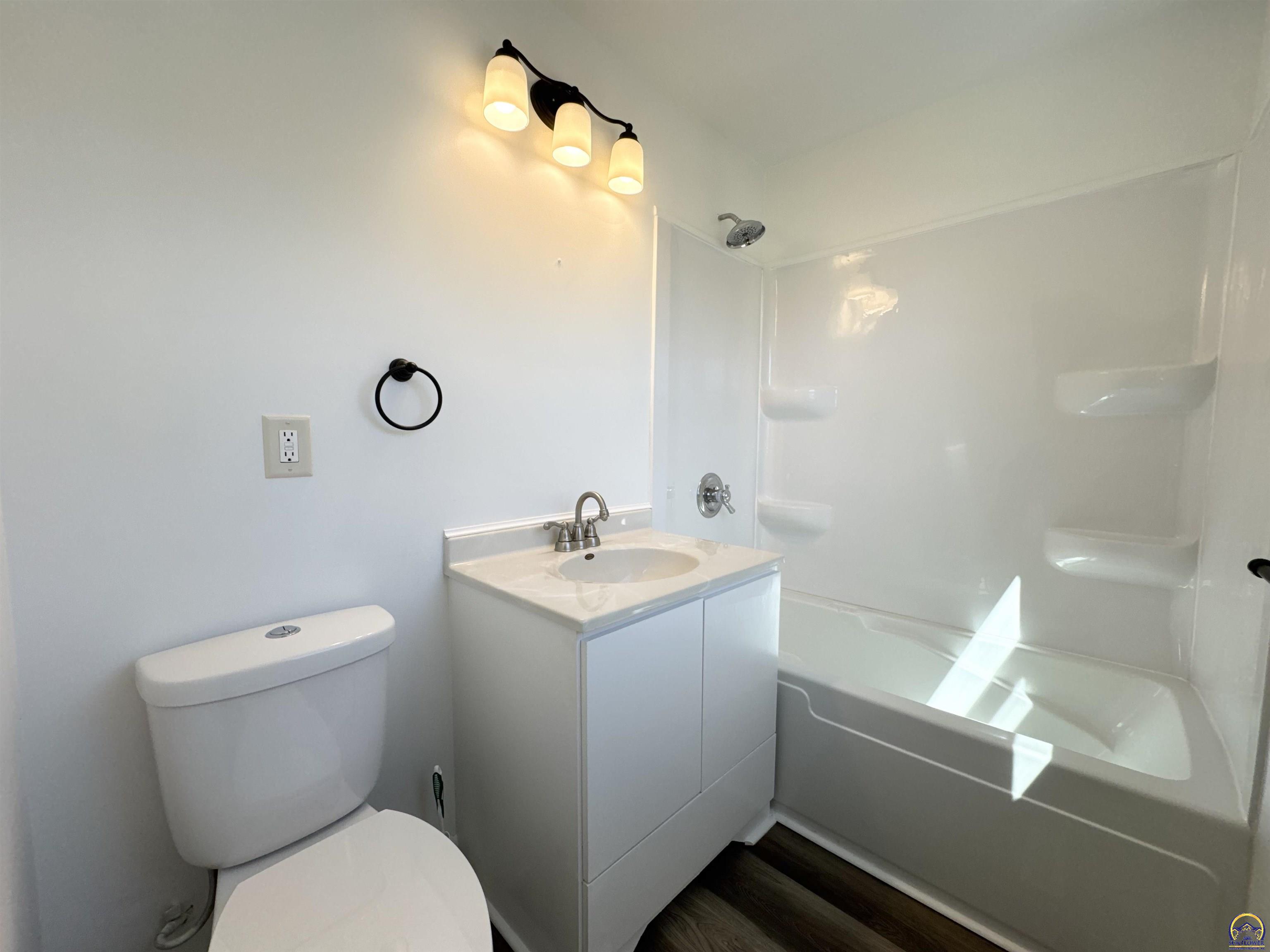 151 North 5th Street New Strawn, KS 66839 - Photo 8 of 22