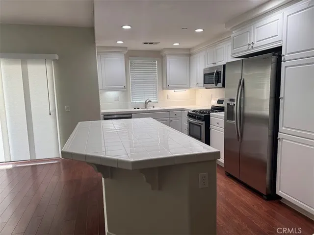 $2,950 | 8152 Parkside Street, Chino, CA 91708