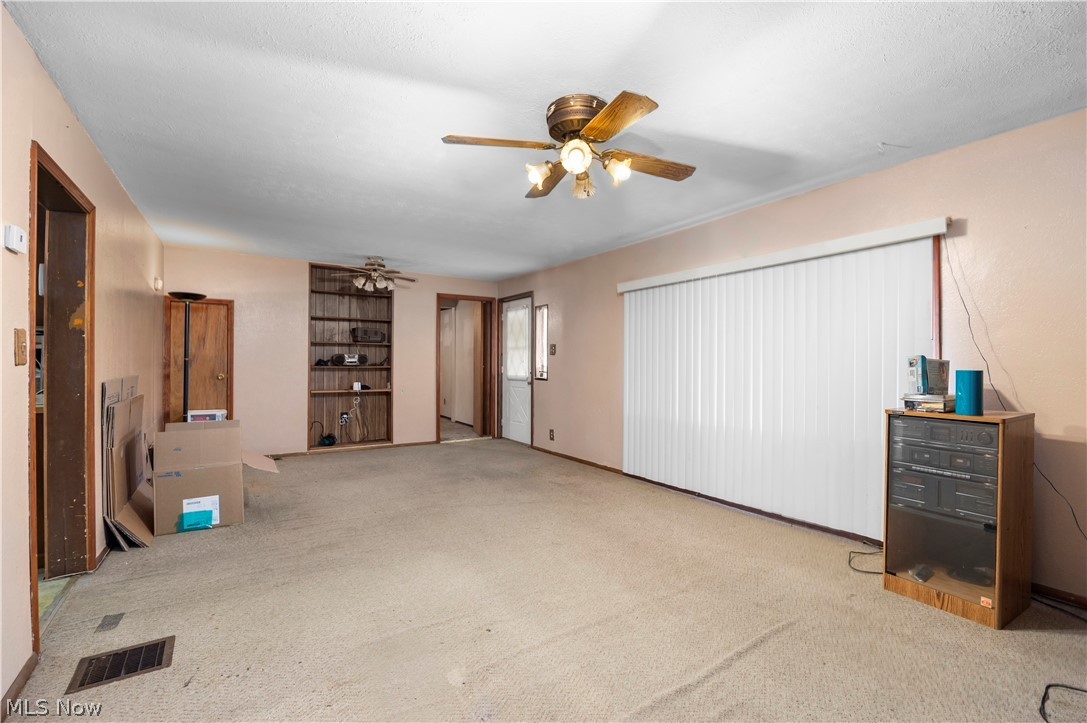 14307 Darrow Road Vermilion, OH 44089 - Photo 3 of 35