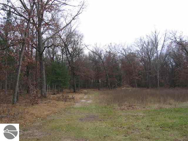 5431 Esmond Road Hale, MI 48739 - Photo 2 of 13 1755856-1.JPG