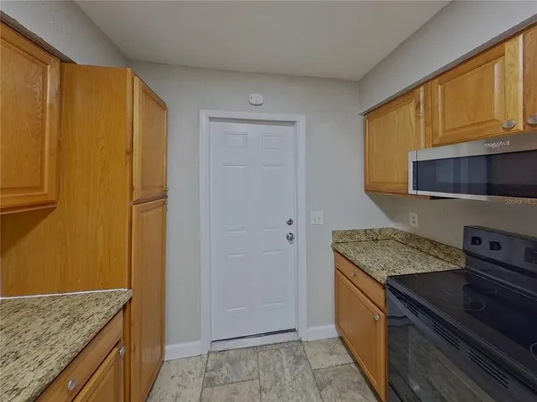 $1,919 | Undisclosed Address, Seffner, FL 33584