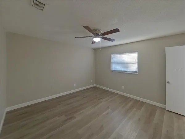 $1,919 | Undisclosed Address, Seffner, FL 33584