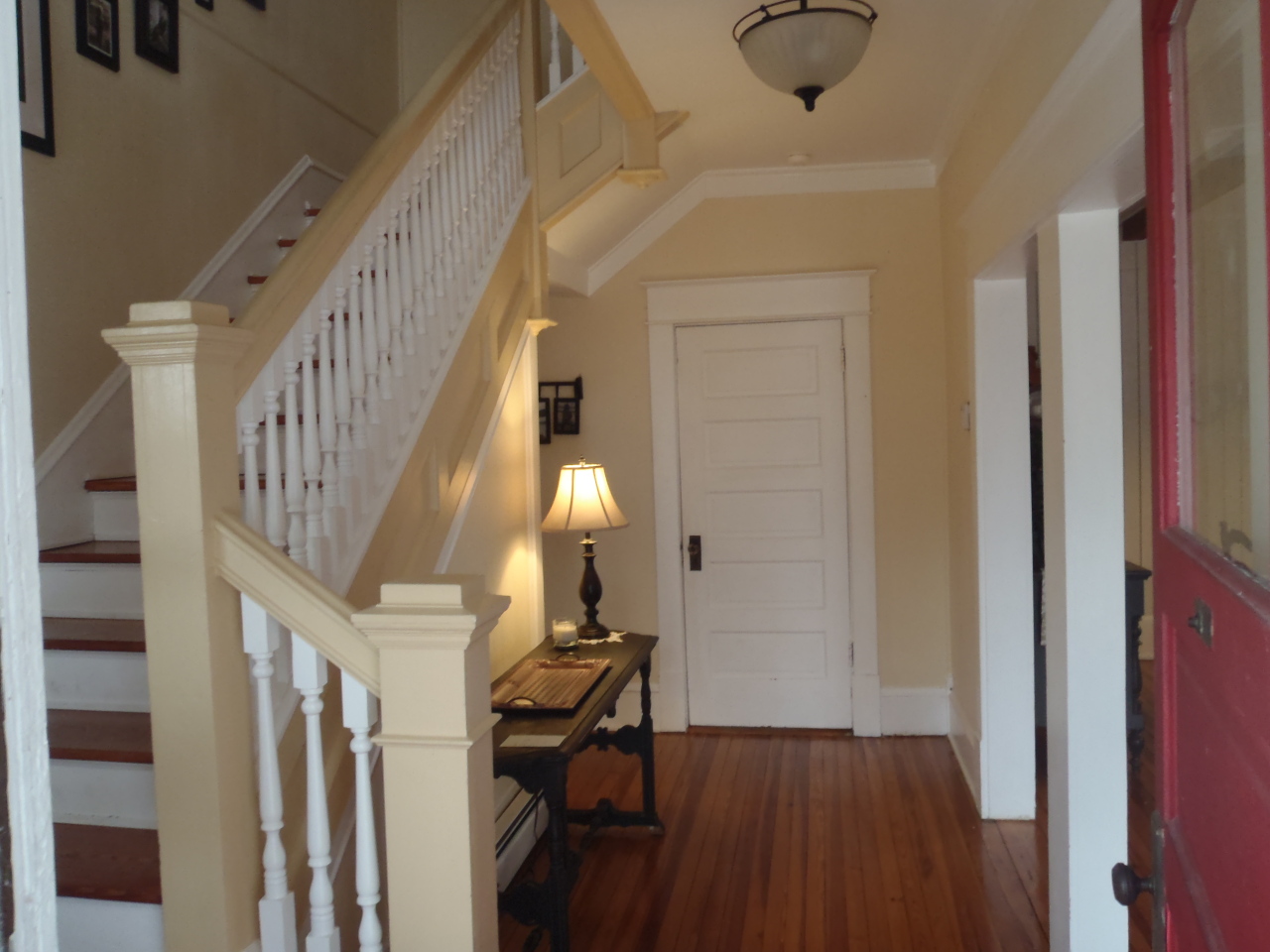 Gorgeous entry