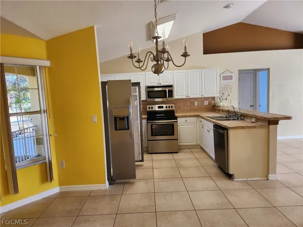$325,000 | 245 David Avenue, Lehigh Acres, FL 33936