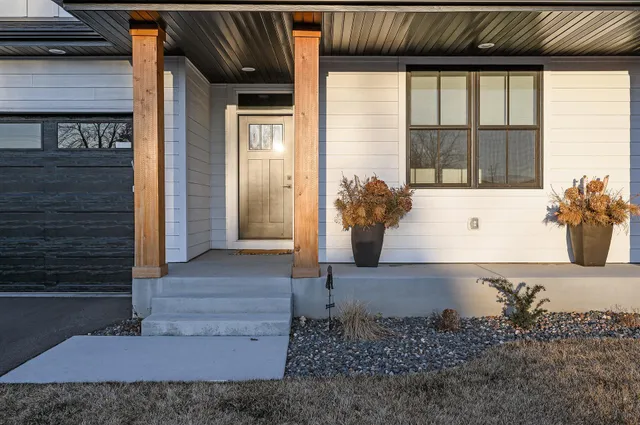 $490,000 | 291 Liberty Drive, Hanover, MN 55341