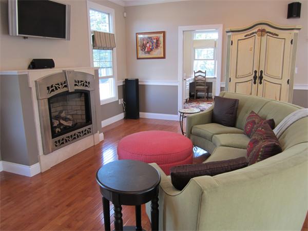 75 Bellevue Road Quincy, MA 02171 - Photo 8 of 29 Gallery Image 8