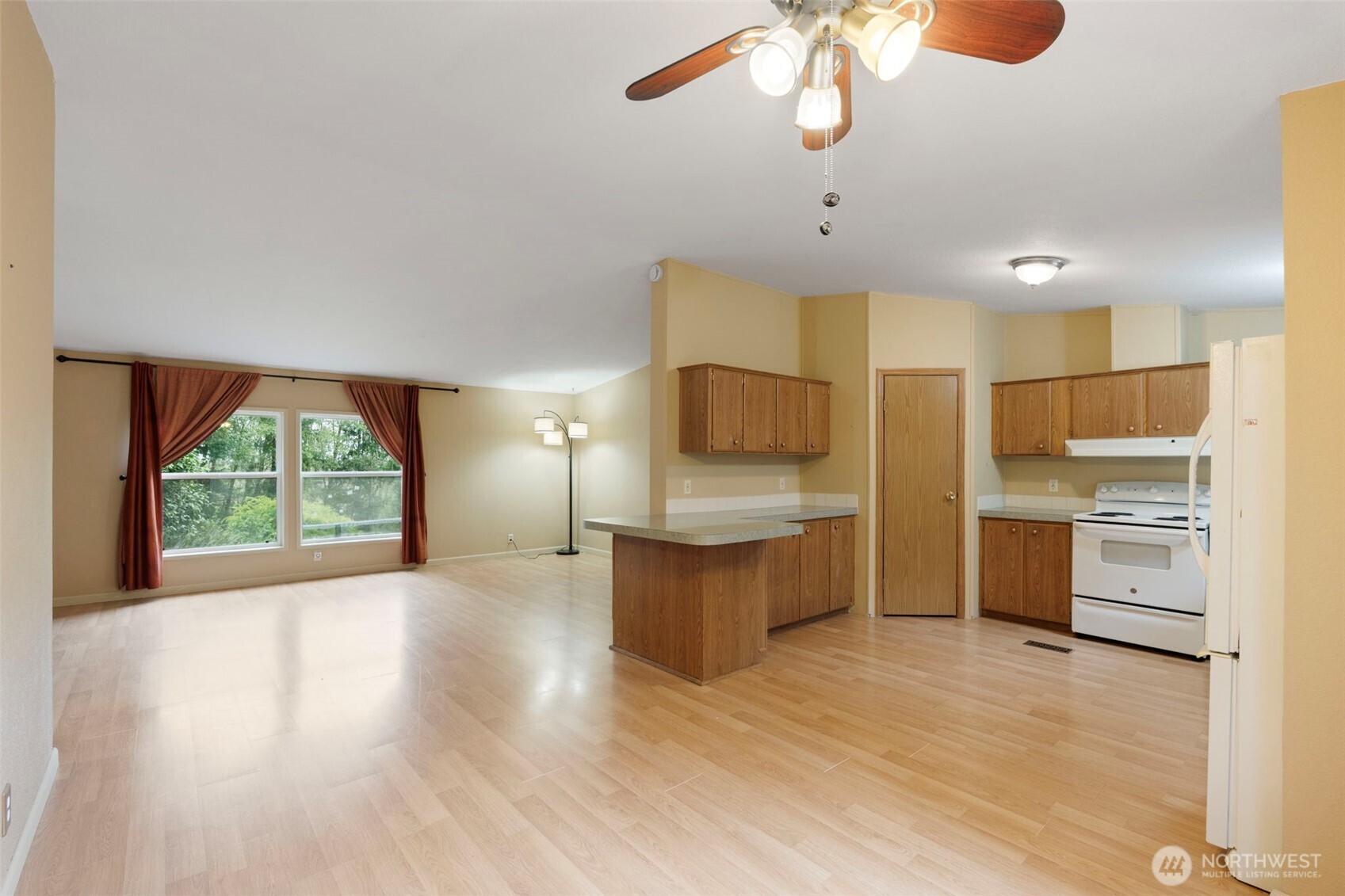 183 August Road Onalaska, WA 98570 - Photo 8 of 25 Gallery Image 8