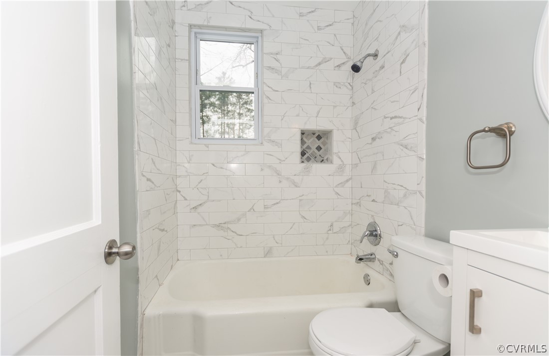 906 Hampton Road Petersburg, VA 23805 - Photo 10 of 19 Gallery Image 10