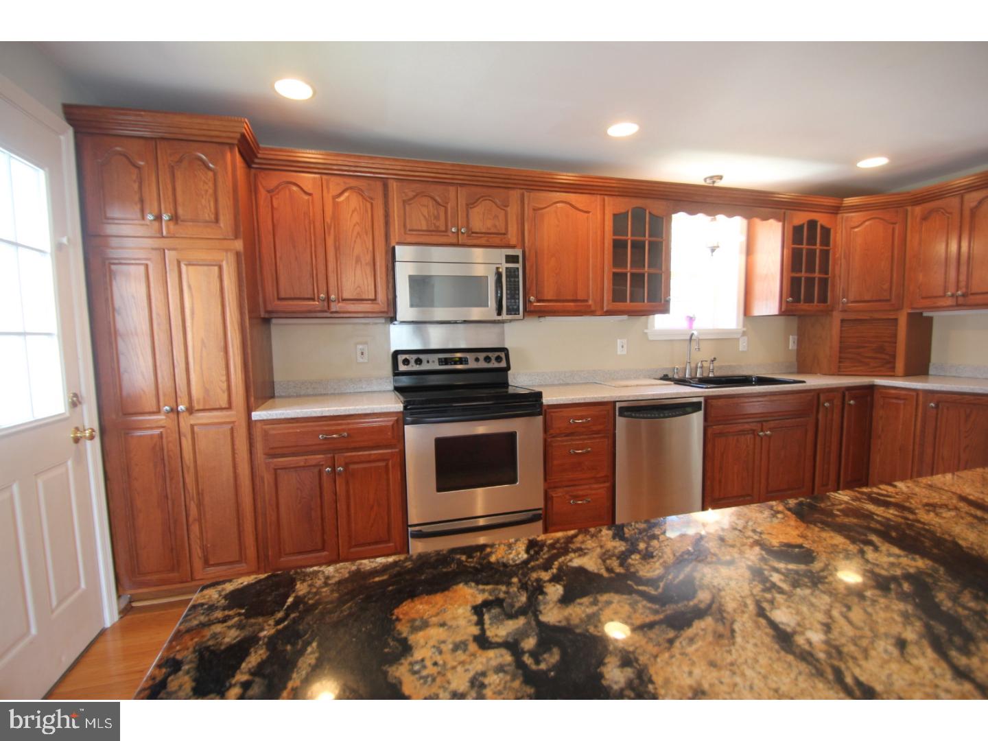 105 Friendship Road Drexel Hill, PA 19026 - Photo 5 of 23 Kitchen