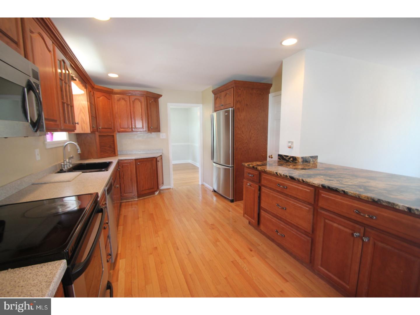 105 Friendship Road Drexel Hill, PA 19026 - Photo 6 of 23 Kitchen