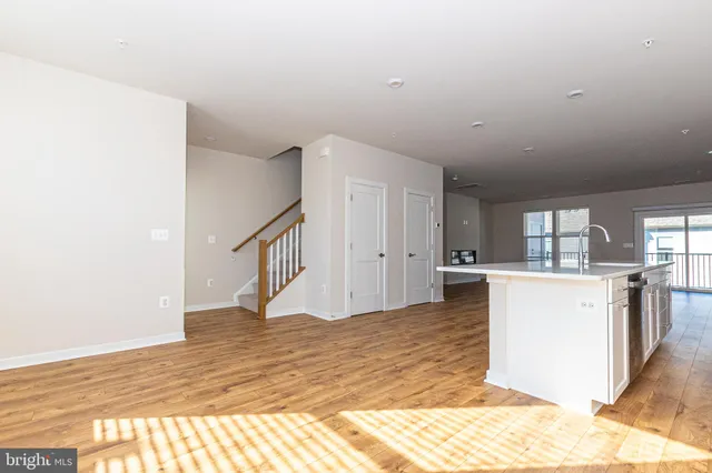 $3,100 | 13639 Dulles Technology Drive, Unit 158, Herndon, VA 20171