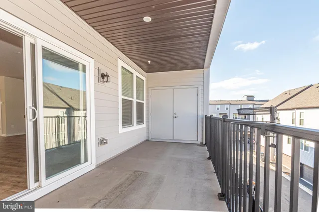 $3,100 | 13639 Dulles Technology Drive, Unit 158, Herndon, VA 20171