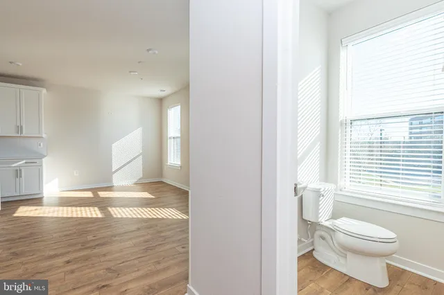 $3,100 | 13639 Dulles Technology Drive, Unit 158, Herndon, VA 20171