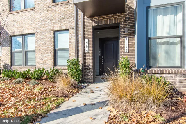 $3,100 | 13639 Dulles Technology Drive, Unit 158, Herndon, VA 20171