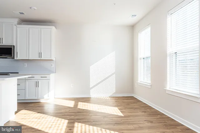 $3,100 | 13639 Dulles Technology Drive, Unit 158, Herndon, VA 20171