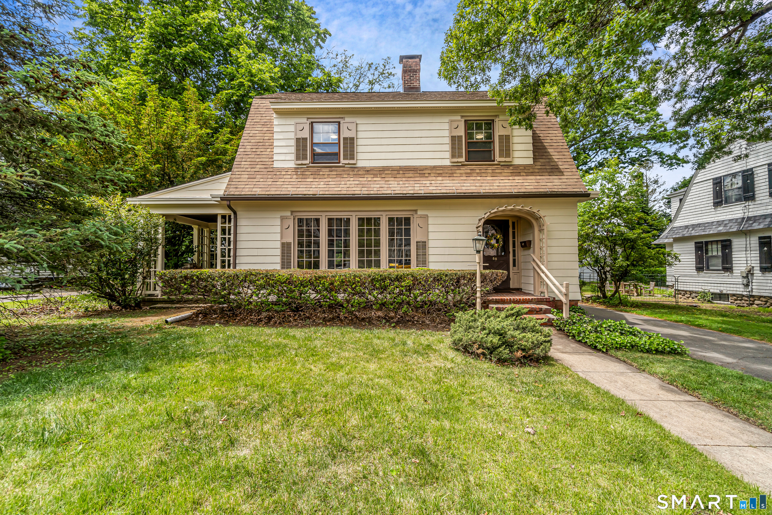 88 Coniston Avenue Waterbury, CT 06708 - Photo 1 of 39