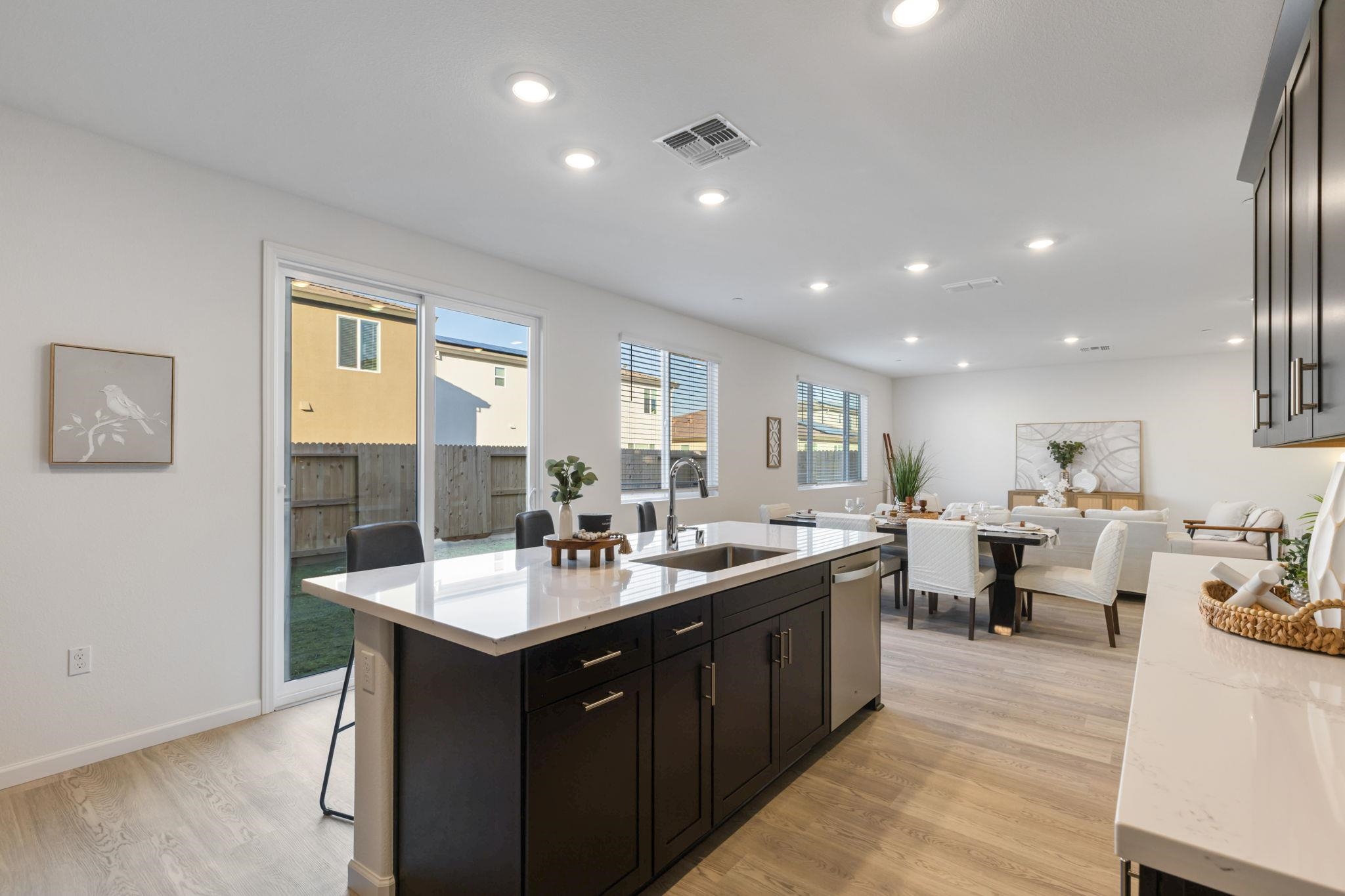 2521 Sather Street Manteca, CA 95337 - Photo 9 of 52