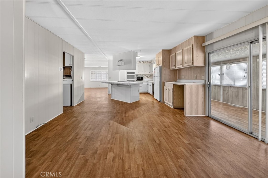 6480 Katherine Road, Unit 87 Simi Valley, CA 93063 - Photo 19 of 36 Gallery Image 19