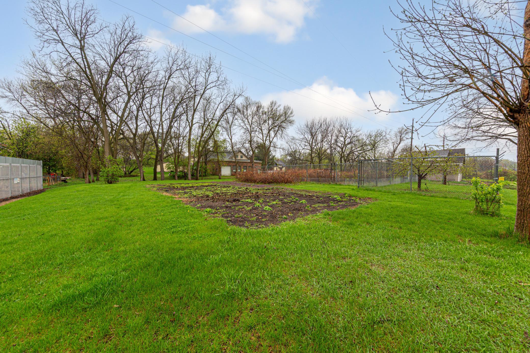 425 South 2nd Street Waterville, MN 56096 - Photo 5 of 11