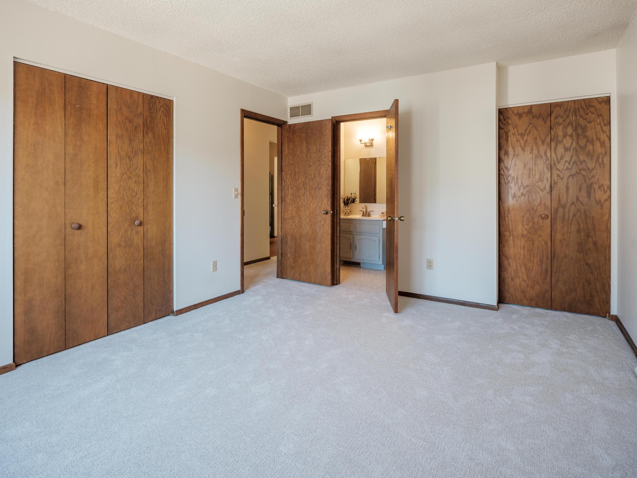 215 Elton Hills Drive Northwest, Unit 35 Rochester, MN 55901 - Photo 17 of 23