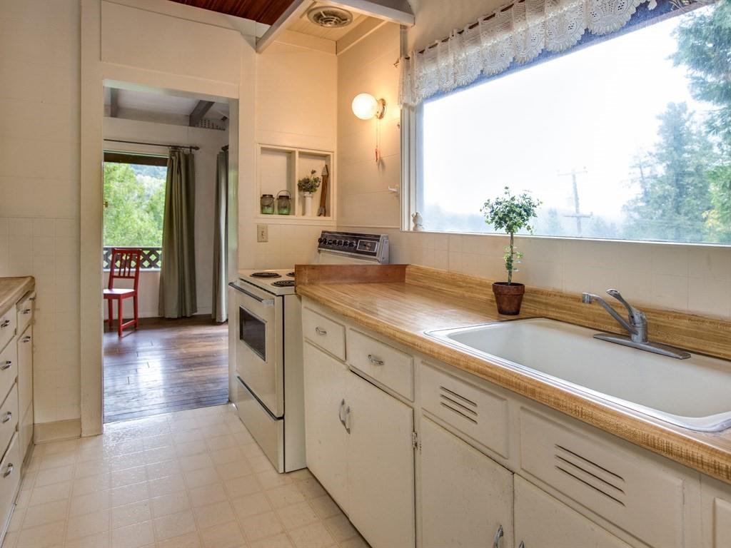 4 Canyon Road Felton, CA 95018 - Photo 9 of 21 Gallery Image 9