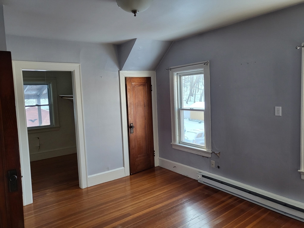 83 Lamb Street South Hadley, MA 01075 - Photo 10 of 29 Gallery Image 10
