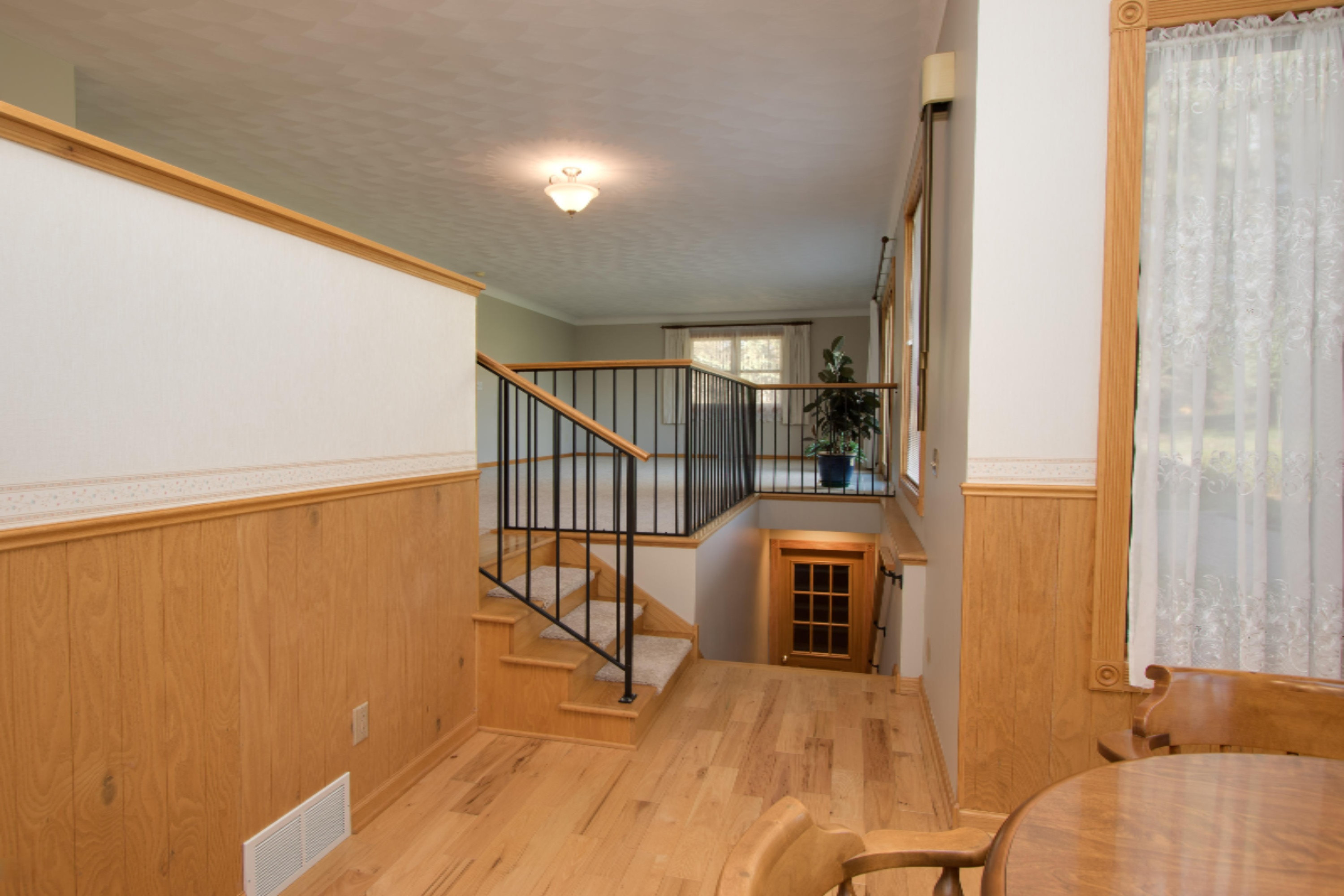 2459 North Drake Road Kalamazoo, MI 49009 - Photo 16 of 29 2459_N_Drake_Road-24